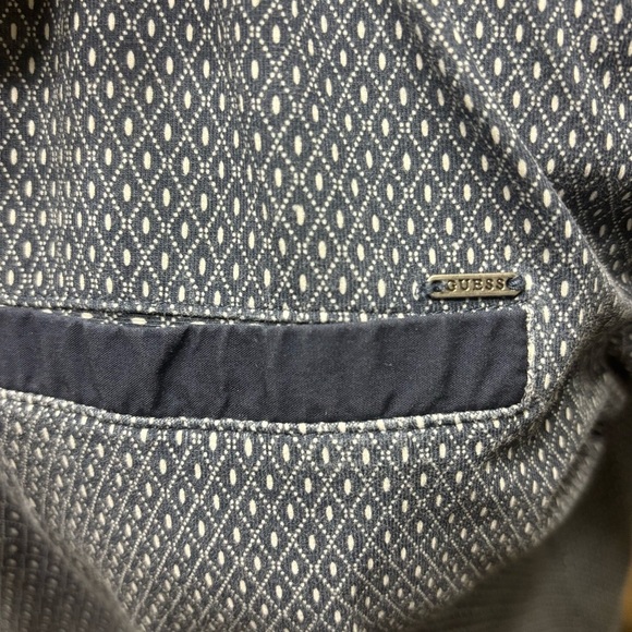 Guess Two-Tone Navy Polo Shirt size Medium - Picture 3 of 3